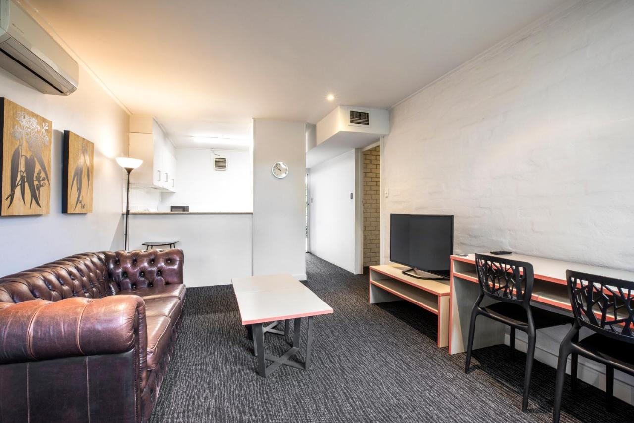 Burvale Hotel Nunawading Exterior photo