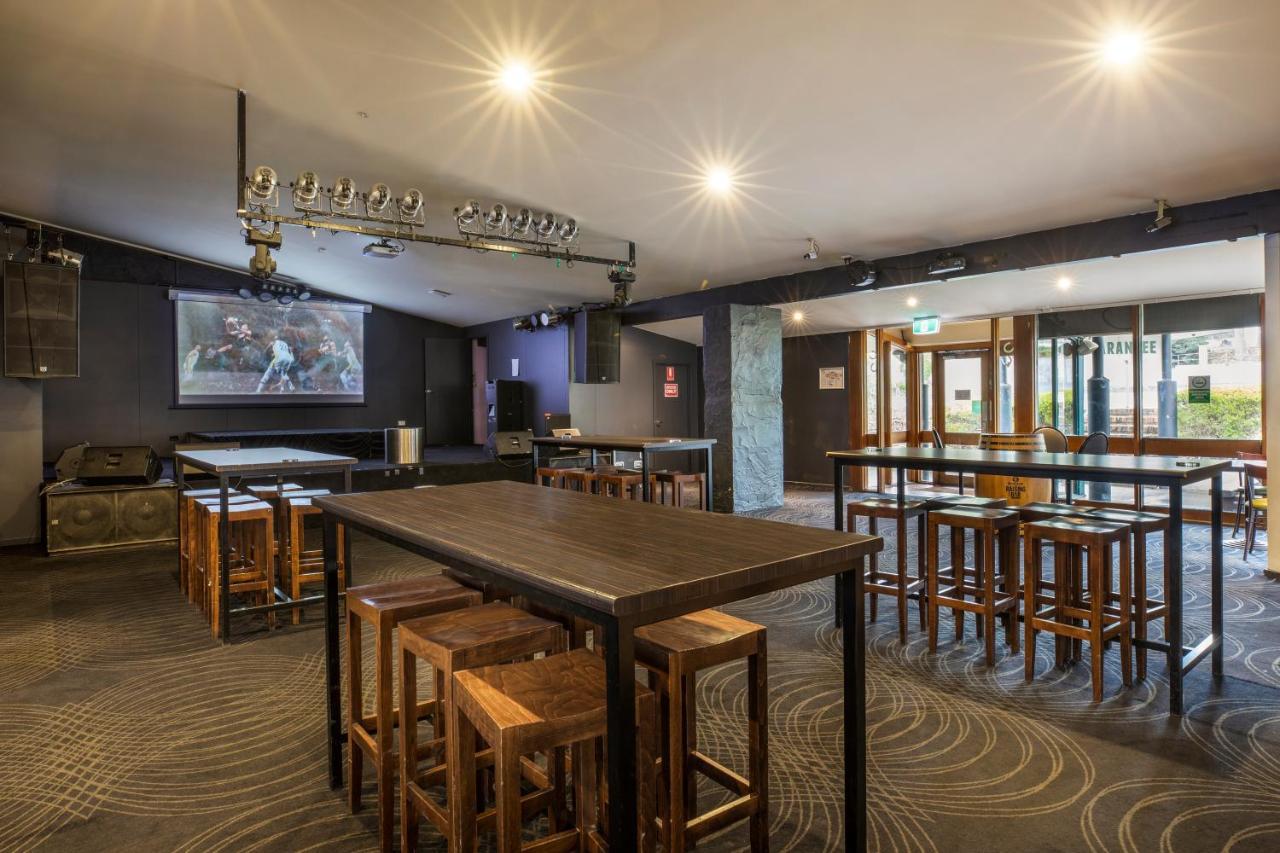 Burvale Hotel Nunawading Exterior photo