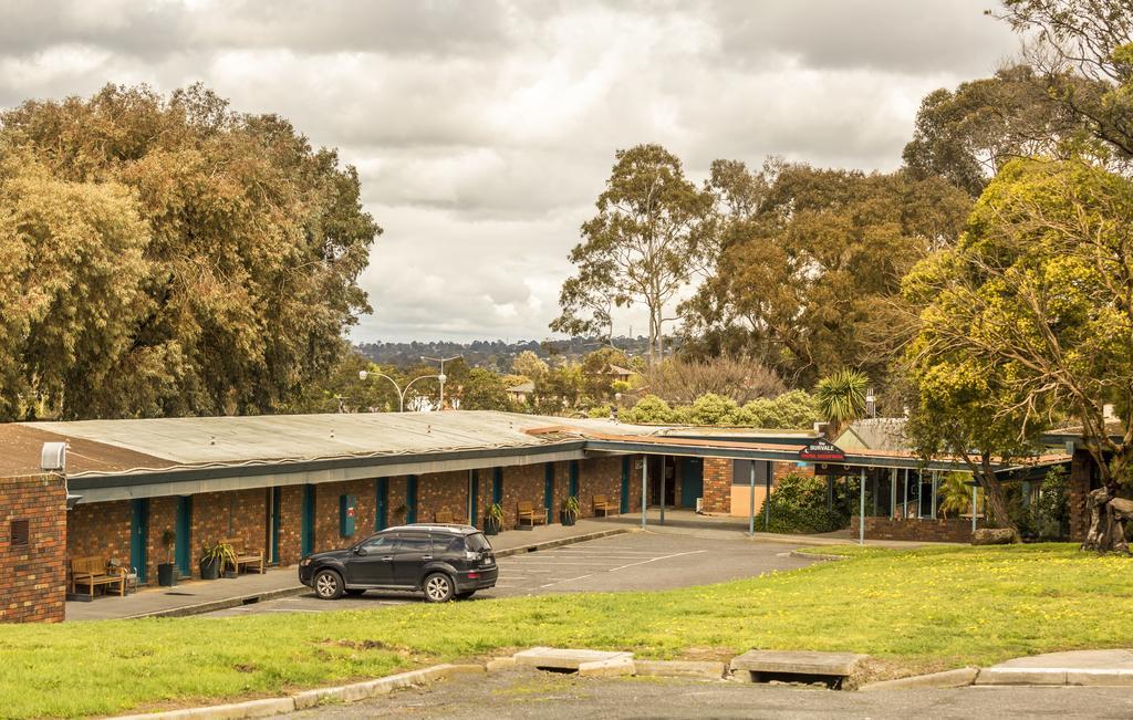 Burvale Hotel Nunawading Exterior photo