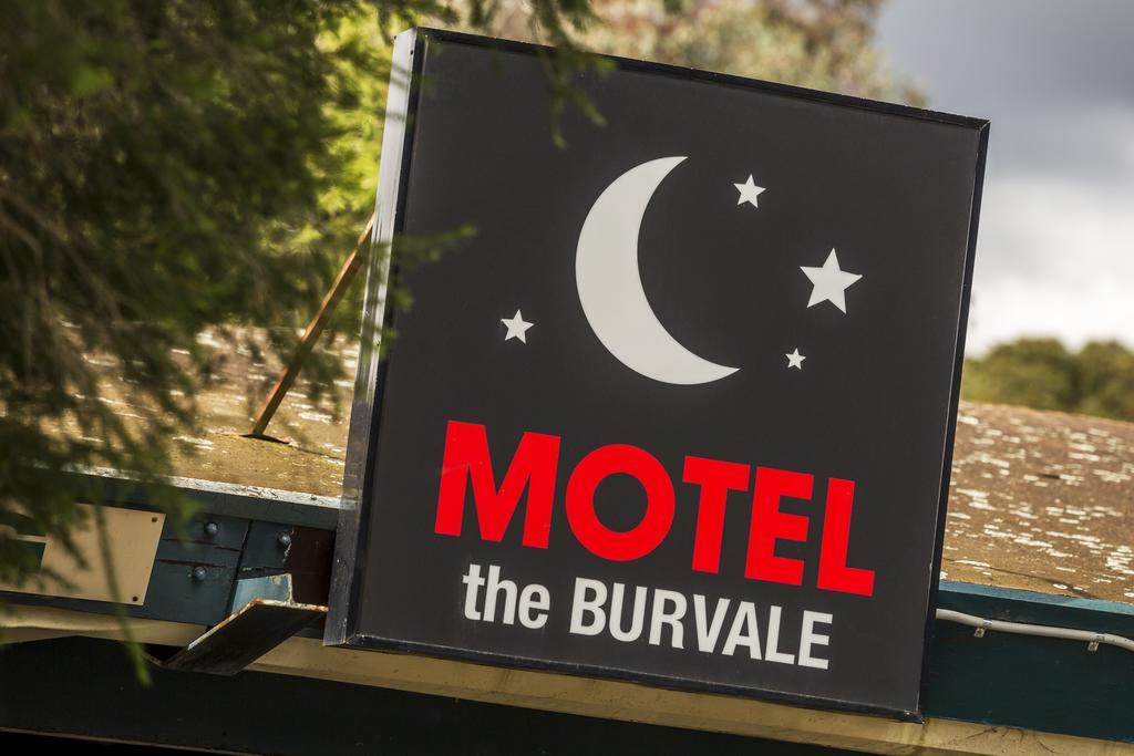 Burvale Hotel Nunawading Exterior photo