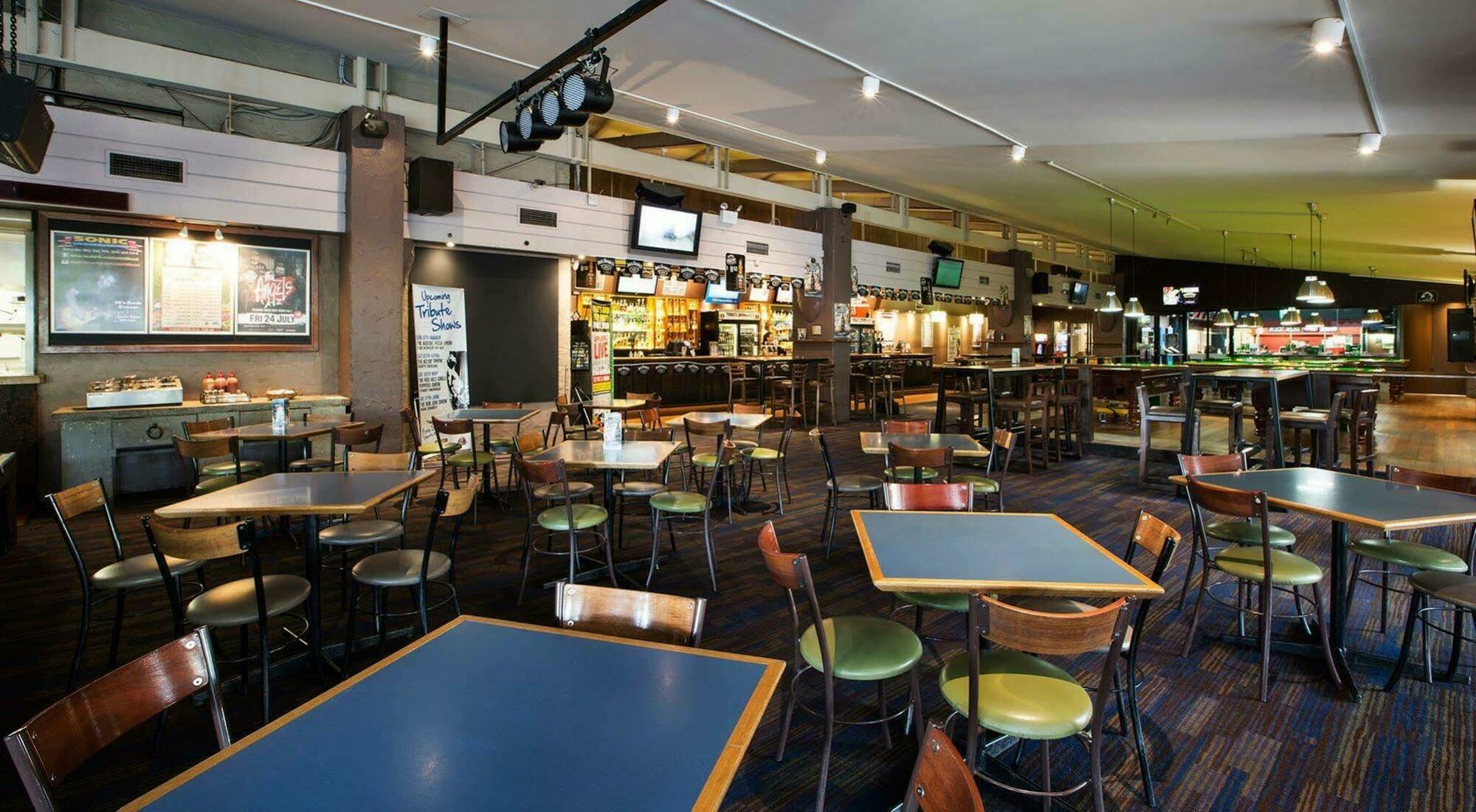 Burvale Hotel Nunawading Exterior photo